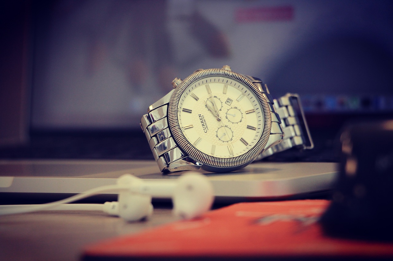 watch, time, wristwatch-1245791.jpg